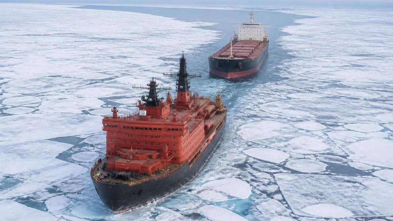 Объем перевозок по СМП к 2030 году вырастет не менее чем до 70 млн тонн К 2030 году объем перевозок по Северному морско...
