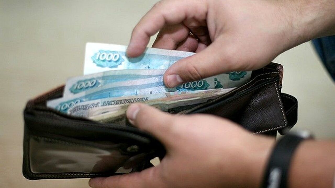 Рост зарплат в Казани замедляется: инфляция не ...