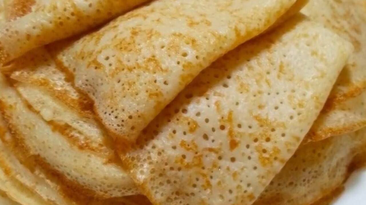 Гости будут без ума от такой вкуснятины: легкий рецепт тонких и ажурных старорусских блинов на Масленицу Этот легкий рецепт поможет вам восхитить гостей...