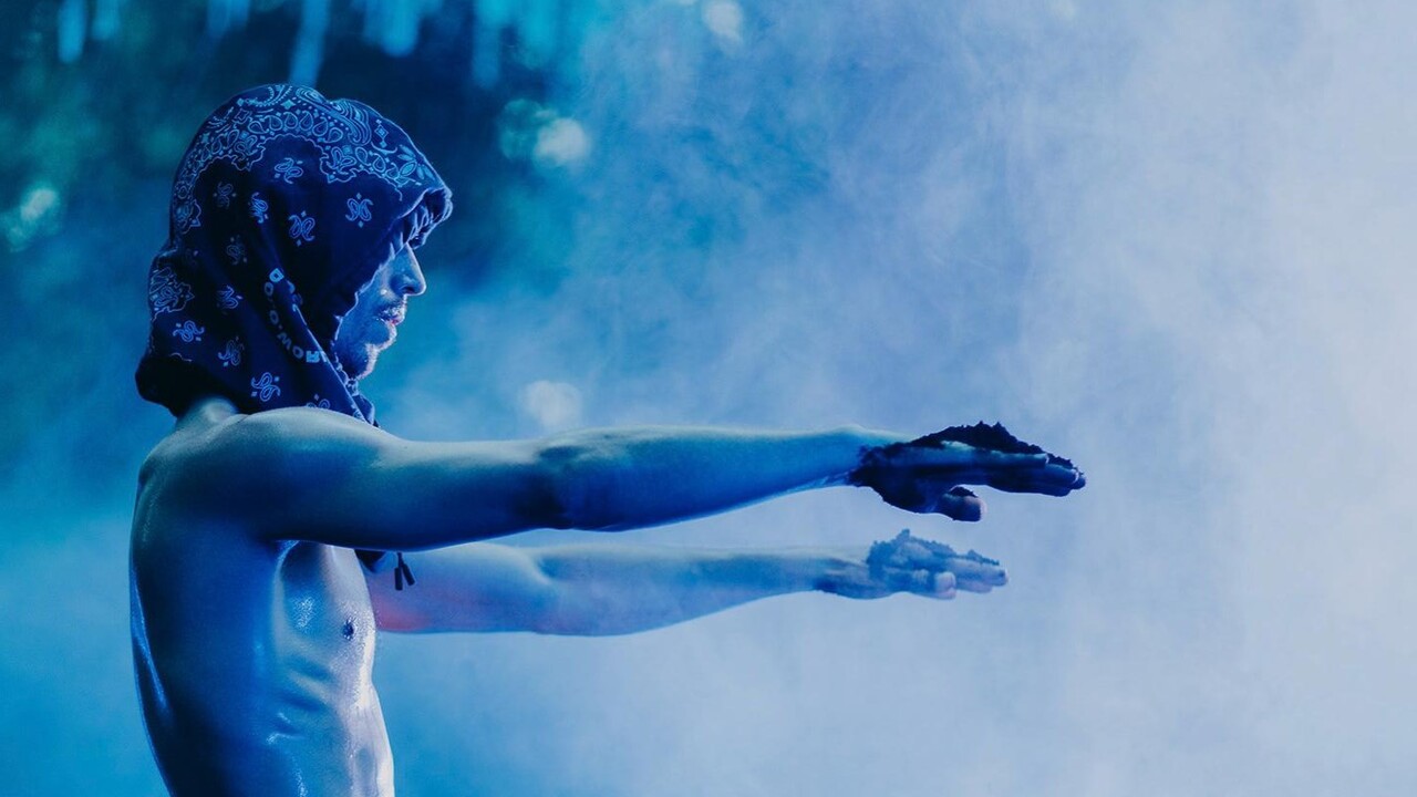 Фестиваль медиаискусства НУР совместно с Марато...