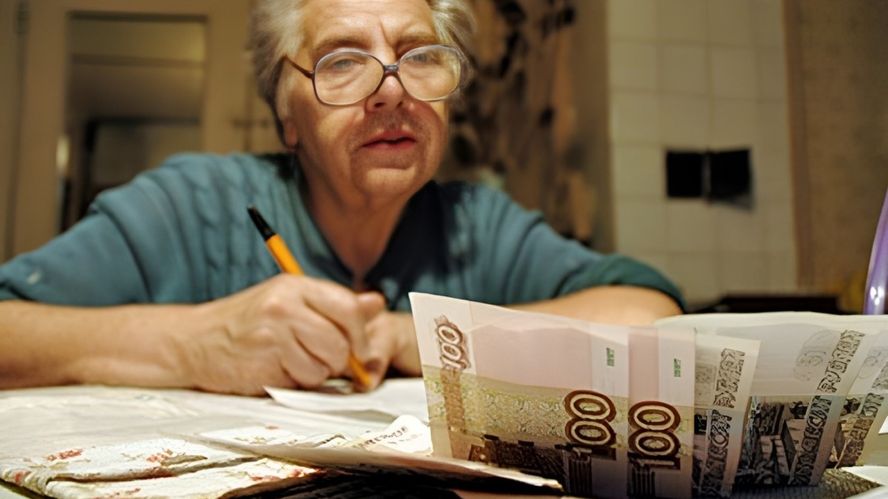 Пенсионеров обрадовали. В сентябре будет индексация и новые надбавки к пенсии Российским пенсионерам открылась новая возможно...