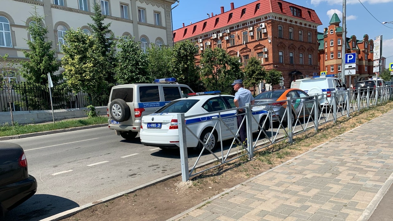 Даже если ремень не пристегнут у пассажира на з...