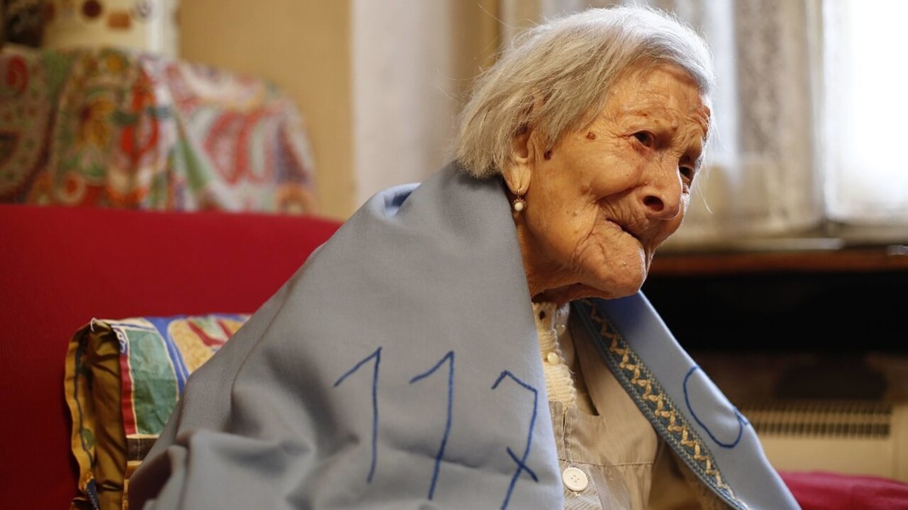 Она прожила долгие 117 лет, не ела ни фруктов, ни овощей, но в ее меню на протяжении жизни было всего одно блюдо История женщины-долгожительницы показывает, что...