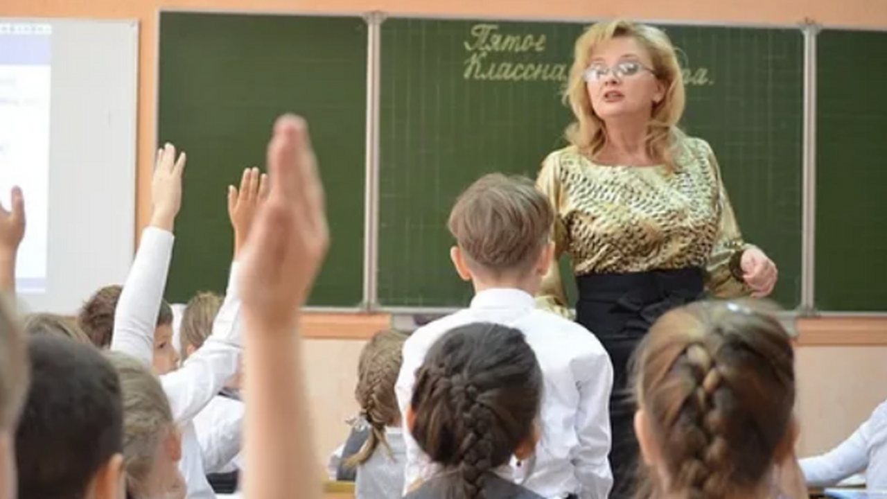 Самую большую нехватку педагогов испытывают шко...