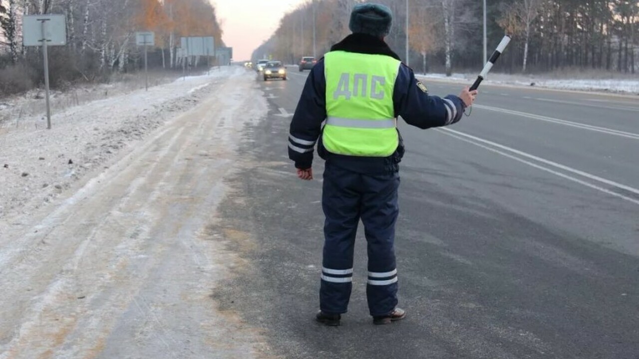 Лишат прав на 2 года: под новые наказания от ГАИ попадут три типа водителей Узнайте о новых мерах ГИБДД, направленных на ус...