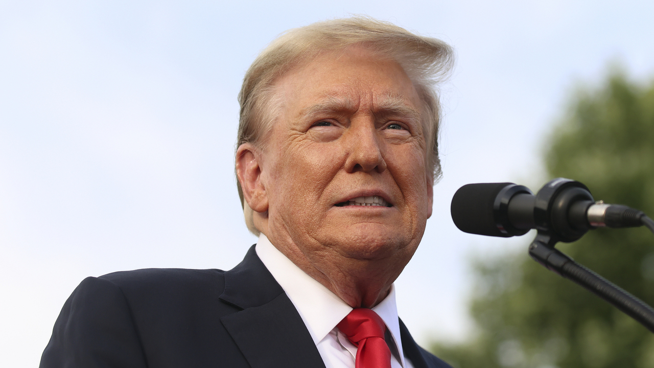 Трамп предположил, что может занять сторону Киева в конфликте из-за действий Москвы В недавнем интервью The Atlantic бывший президе...