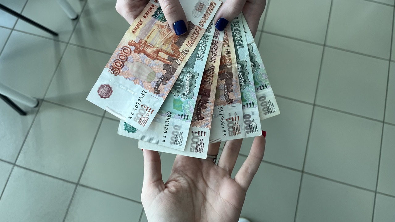 На счетах лежат тысячи и даже сотни тысяч рублей: кому положены пенсионные накопления и как их забрать Перед пенсией проверьте выписку по лицевому сче...