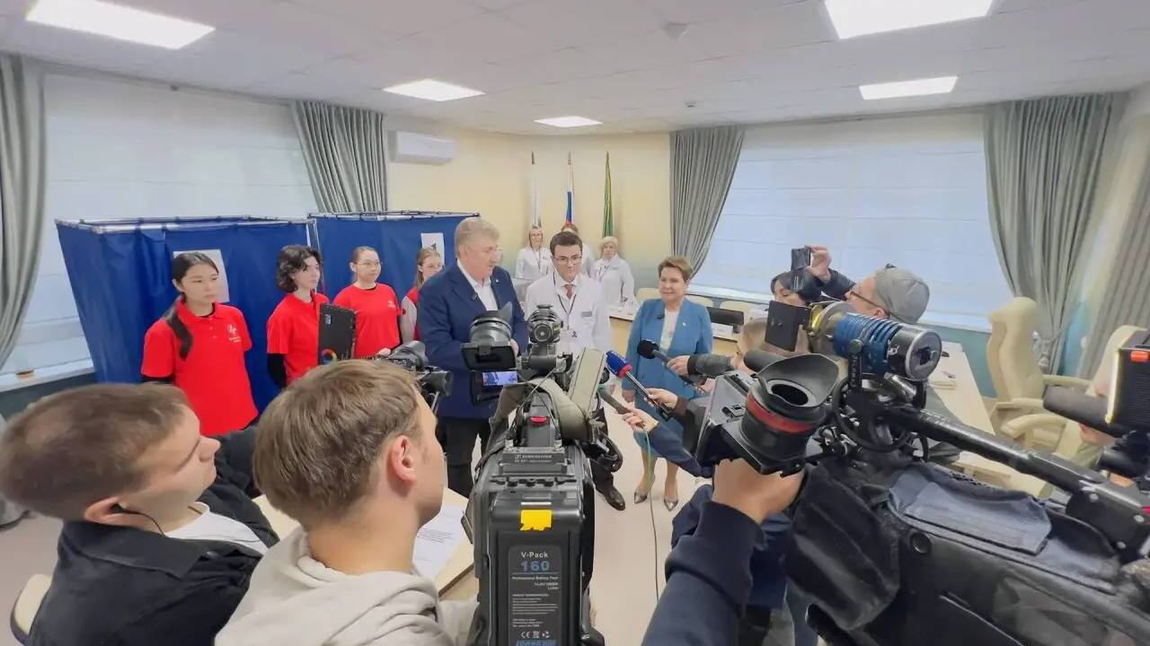 В Татарстане показали, как будет организовано голосование в медицинских учреждениях 15 сентября Центральная избирательная комиссия ...