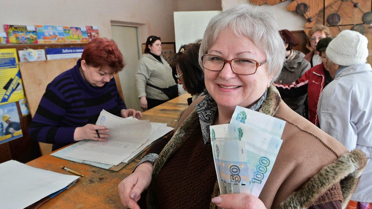 Страховые пенсии станут меньше на 50%: какие категории россиян лишатся полных выплат С 2025 года россияне столкнутся с новым порядко...