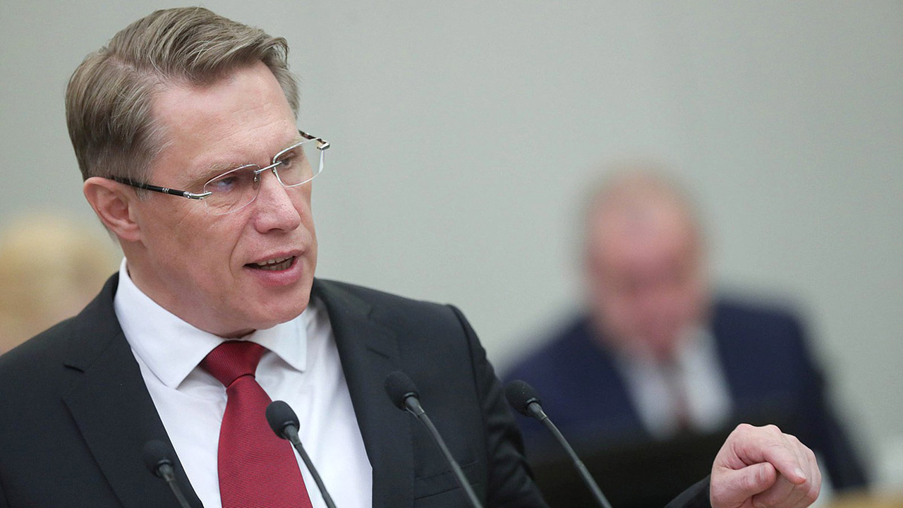 Мурашко заявляет, что россияне едят в четыре раза больше соли, чем нужно Мурашко сообщил, что россияне потребляют слишко...
