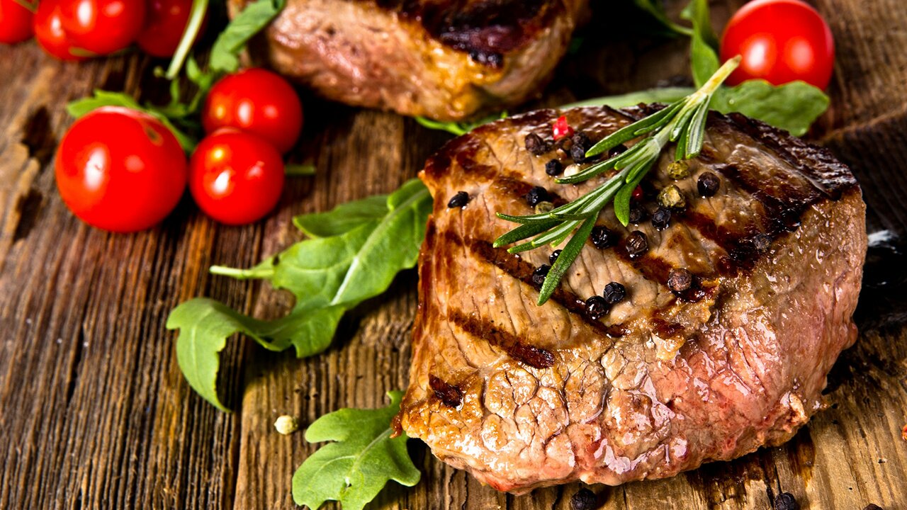 Ученые определили самое полезное мясо — не говядина, не индейка и в 2 раза полезнее курицы Современные исследования в области диетологии п...