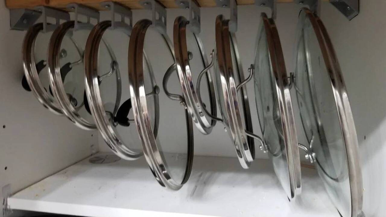 Стеклянные крышки со временем покрываются жирны...