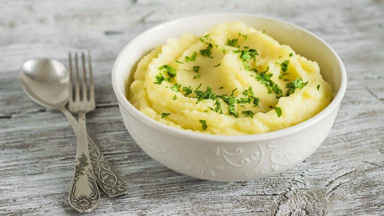 Картофельное пюре в нашей кухне занимает особое...