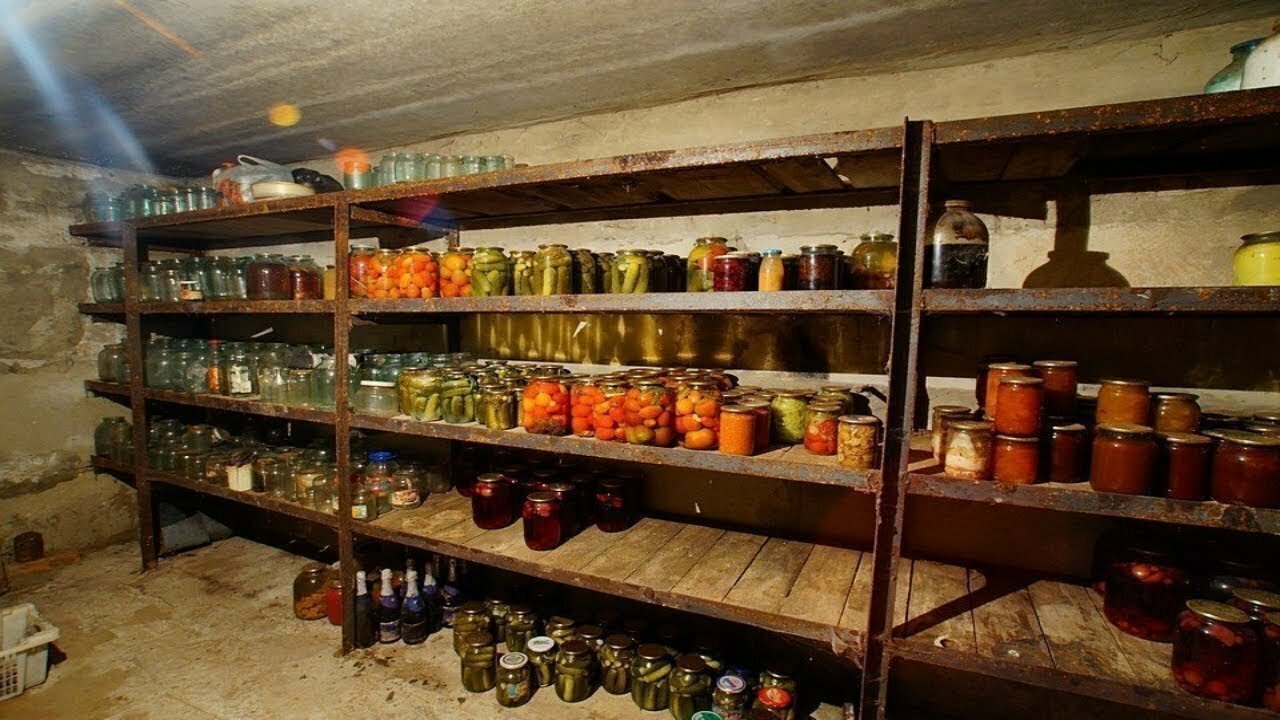 Больше не страдаю из-за конденсата в погребе: вычитал в журнале — избавился наконец-то от этой напасти Владельцы частных домов с подвалами и погребами...