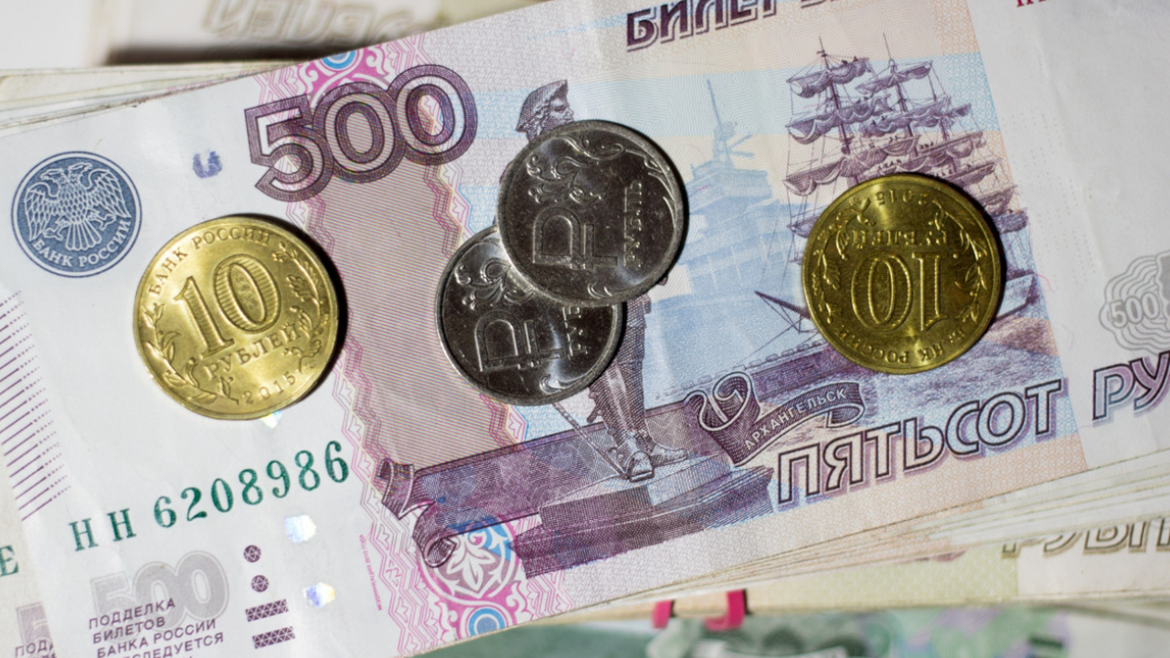 В Татарстане выплаты контрактникам доведены до 2,8 млн рублей В Татарстане контрактникам предлагают до 2,8 мл...