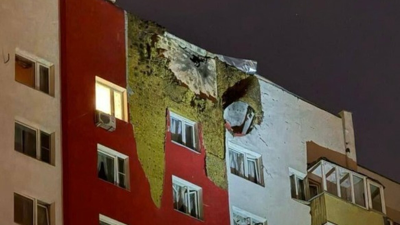 Самая массированная атака дронами по России: что известно на данный момент Силы ПВО отразили атаку беспилотников на Москву...
