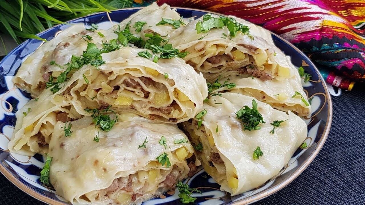 Мясо, вода и мука — узбекский ханум превратит ленивый ужин в восточный пир Этот паровой рулет из баранины и картофеля — бл...