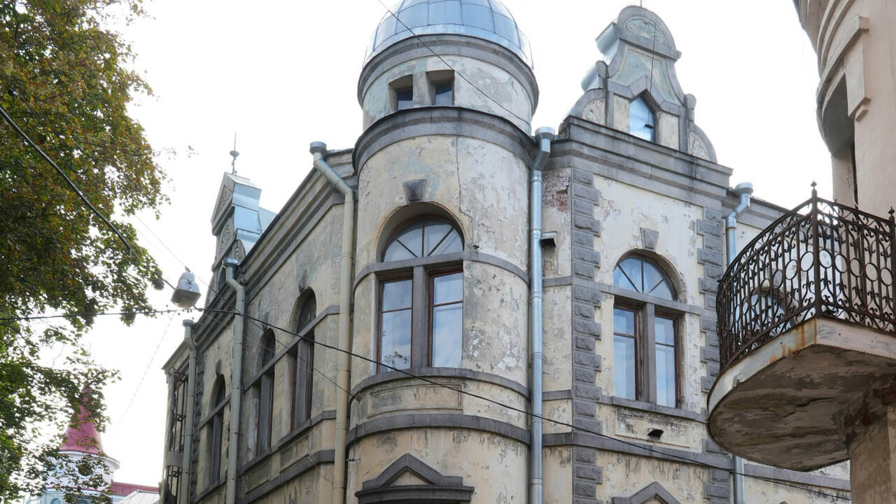 Попасть в историю: как выглядят жилые объекты культурного наследия в России В преддверии Международного дня памятников и ис...