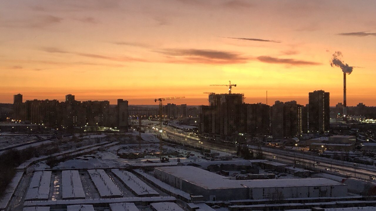 Не просто платить, а зарабатывать: как россиян хотят втянуть в модернизацию ЖКХ Доходы росли быстрее инфляции, но теперь тарифы...