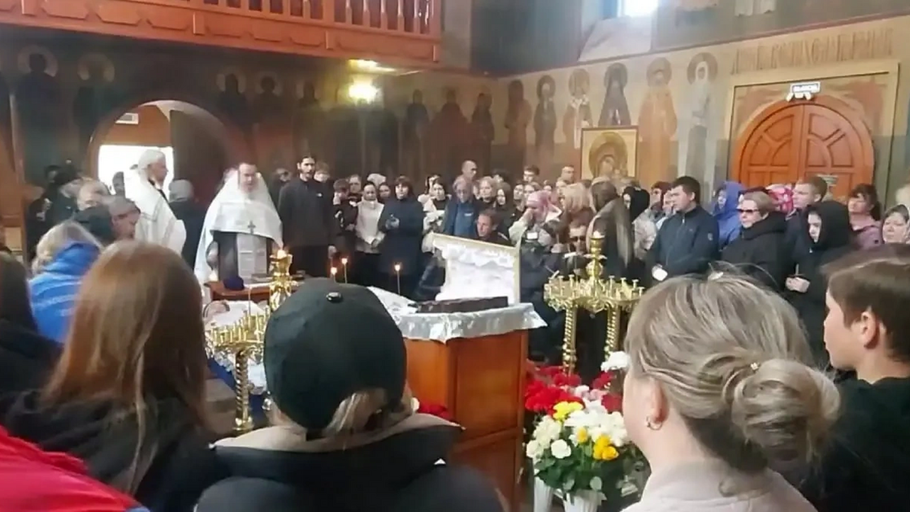 «Куча детей отмечала день рождения». Массовое убийство подростков в Иркутской области: хроника происходящего В Иркутской области на даче произошла трагедия ...