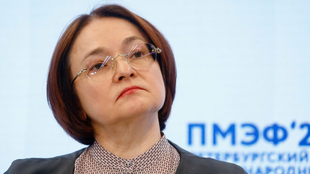 «У нас нет другого выхода»: Эльвира Набиуллина рассказала, стоит ли ждать понижения ключевой ставки ЦБ На форуме по кибербезопасности в финансах Эльви...