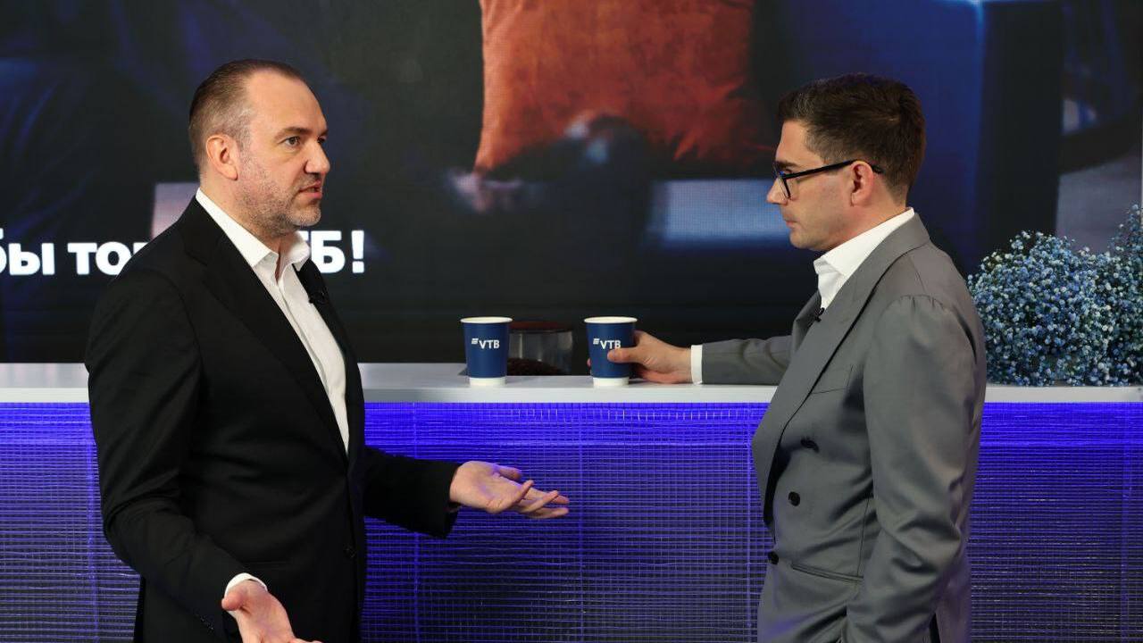 По прогнозам ВТБ, состоятельные клиенты все чащ...