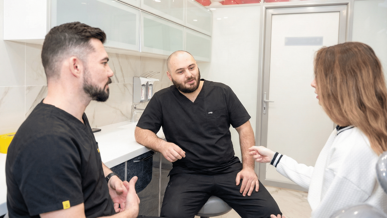 Больно ли ставить импланты, чем All-on-4 отлича...