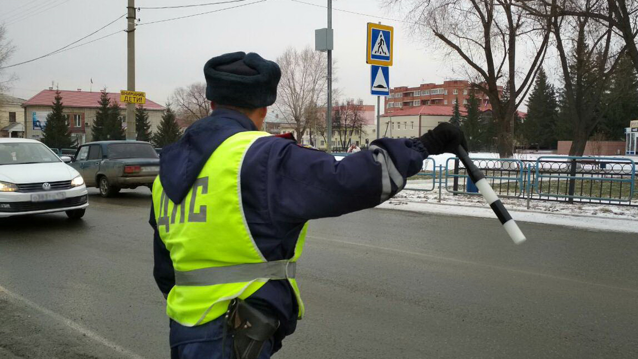 В ГАИ раскрыли, что надо сделать водителям после замены прав, чтобы не попасть под штраф В России вступили в силу новые правила для води...