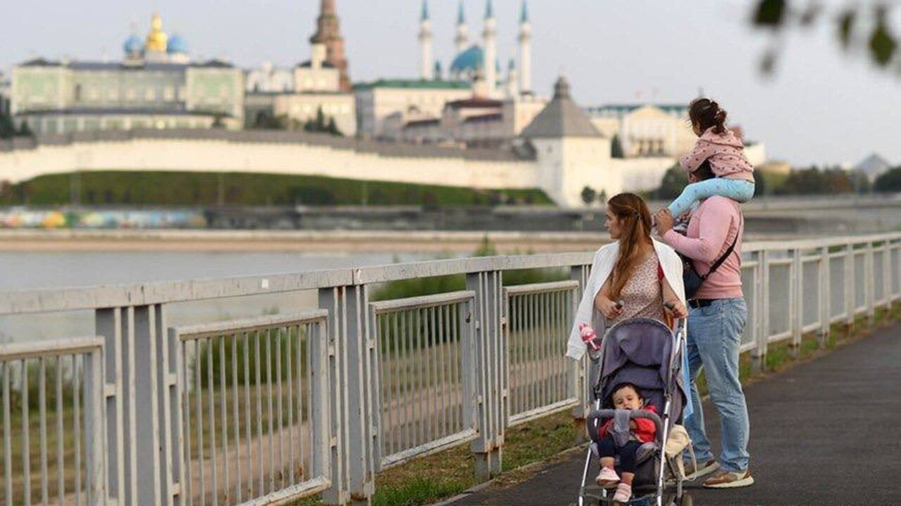 В Татарстане прошли сотни мероприятий в честь семейных ценностей Во время «семейной недели» в Татарстане провели...