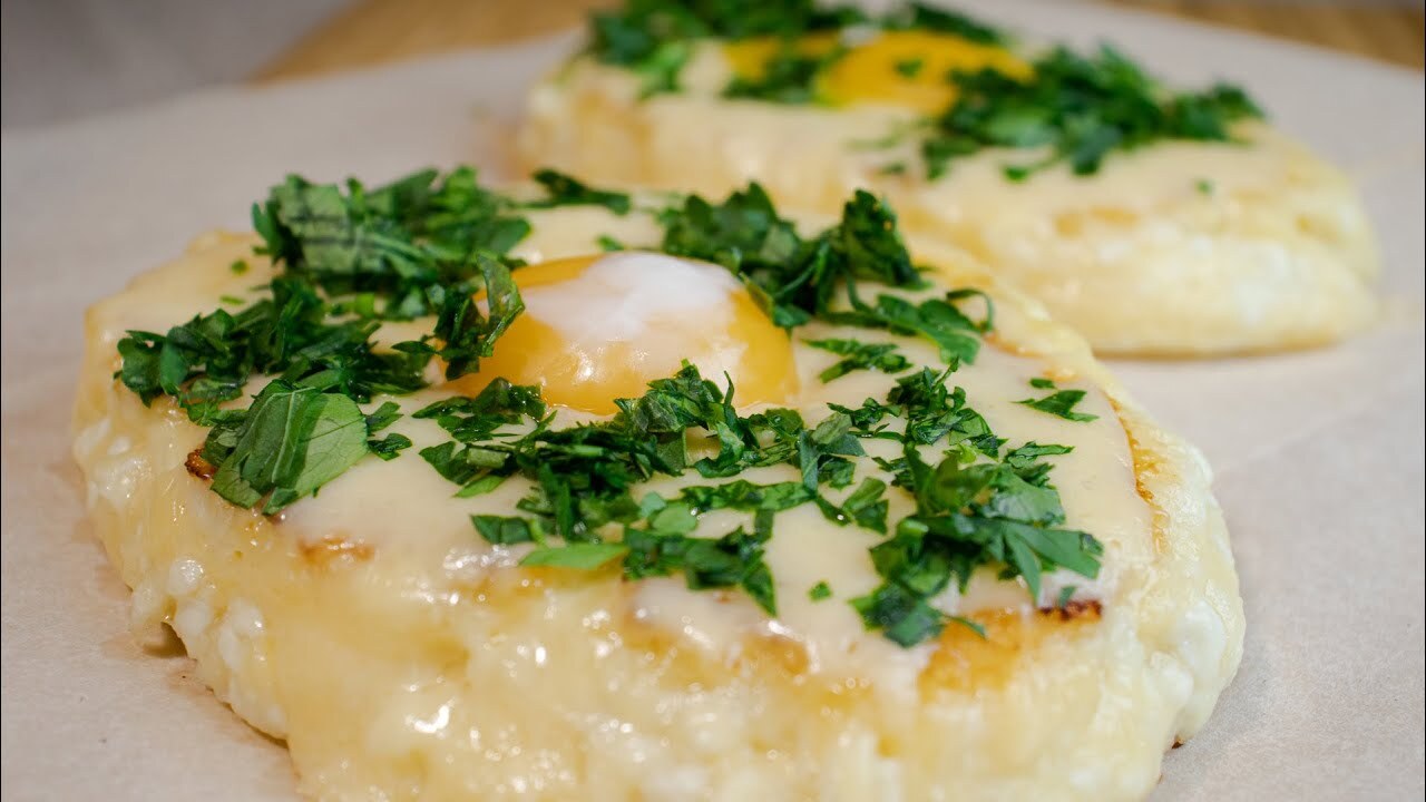 Показали, как готовить вкуснятину на завтрак за пару минут: 2 яйца + пачка творога Пять вариантов творожно-яичного омлета с разным...