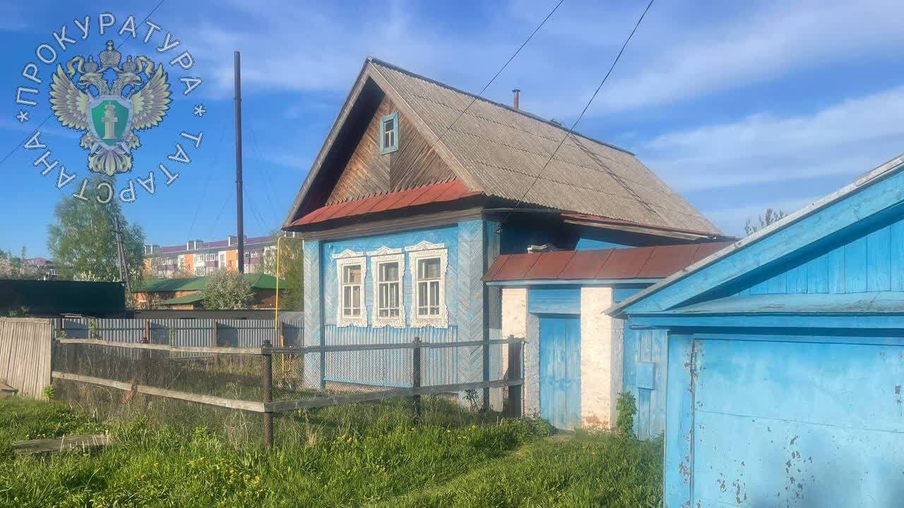 Решение пока не вступило в силу, а его исполнен...