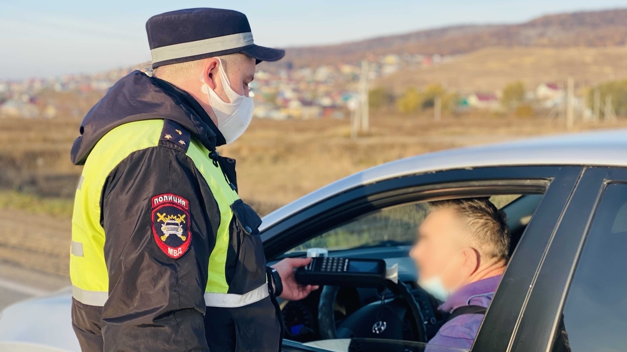 С апреля привычная остановка на посту ГИБДД мож...