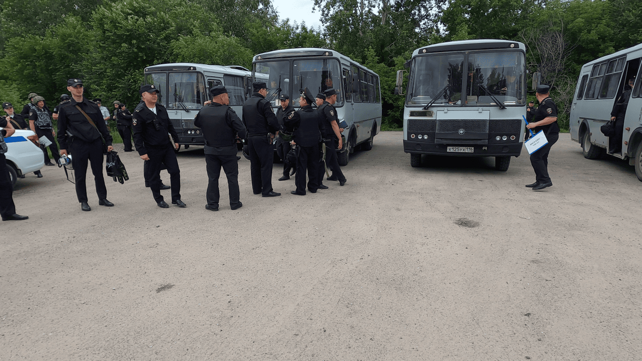 УФСБ Казани проводит учения по предотвращению теракта В столице Татарстана прошли учения УФСБ по пред...