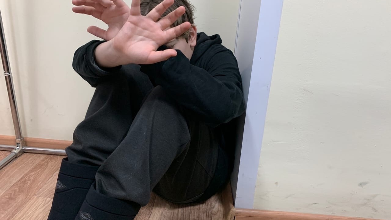 Как несправедливое обвинение в краже привело к судебному разбирательству: история школьницы из Казани В Казани школьницу обвинили в краже карты питан...