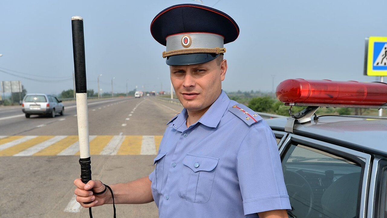 С 26 июня запрещено для всех водителей: готовьтесь платить 4-значные суммы за каждый выезд Узнайте, как изменились сроки и размеры скидок,...