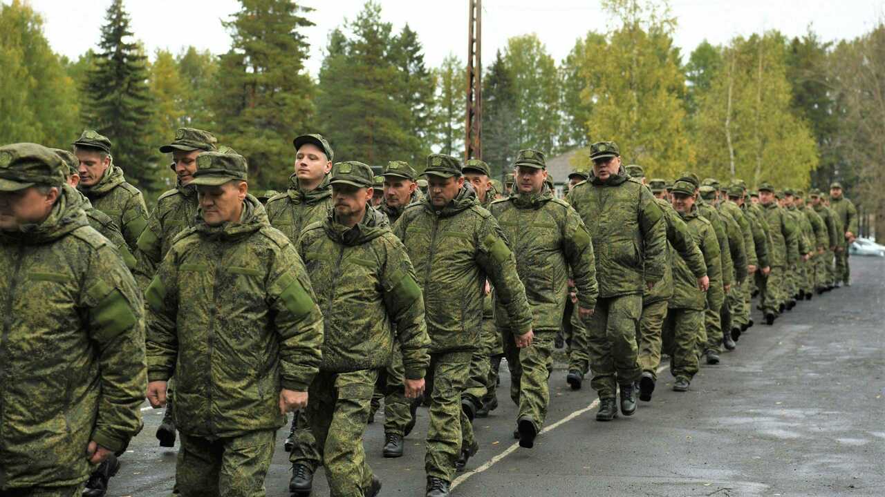 Масштабные обыски в Минобороны: у генерала был отобран телефон В 2024 году российские правоохранительные орган...