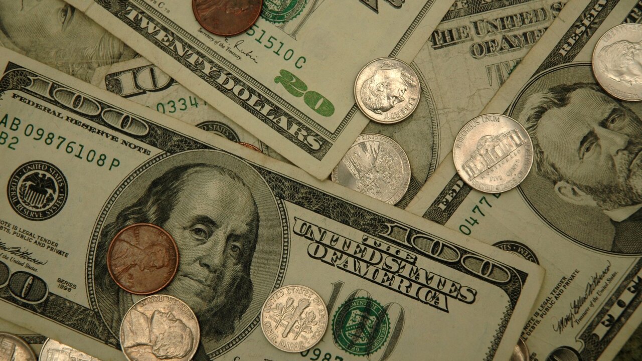 Центробанки продают гособлигации США на 50 миллиардов долларов Центробанки уменьшили вложения в гособлигации С...
