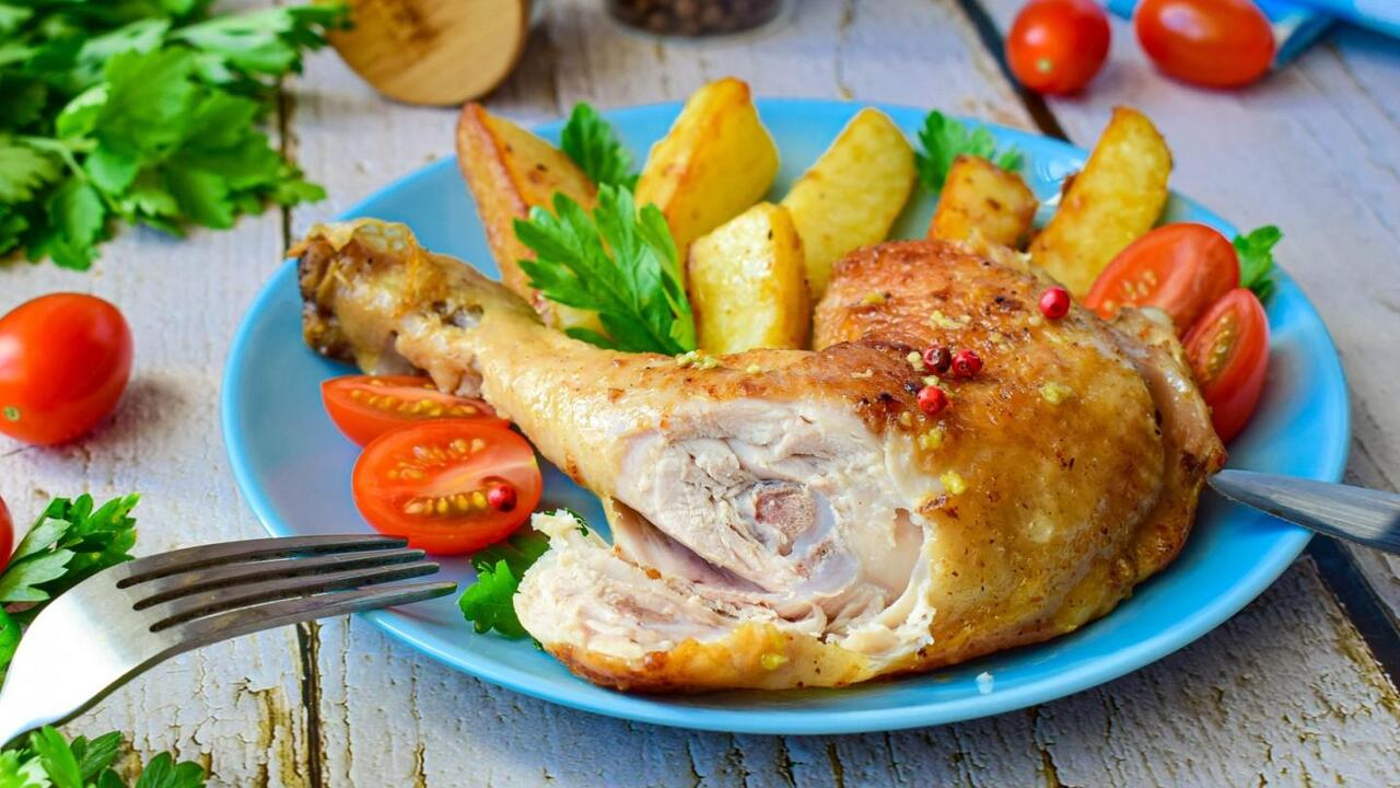 Куриные ножки в кефире и горчице: мясо отходит от костей само Кисломолочные продукты и горчица давно применяю...