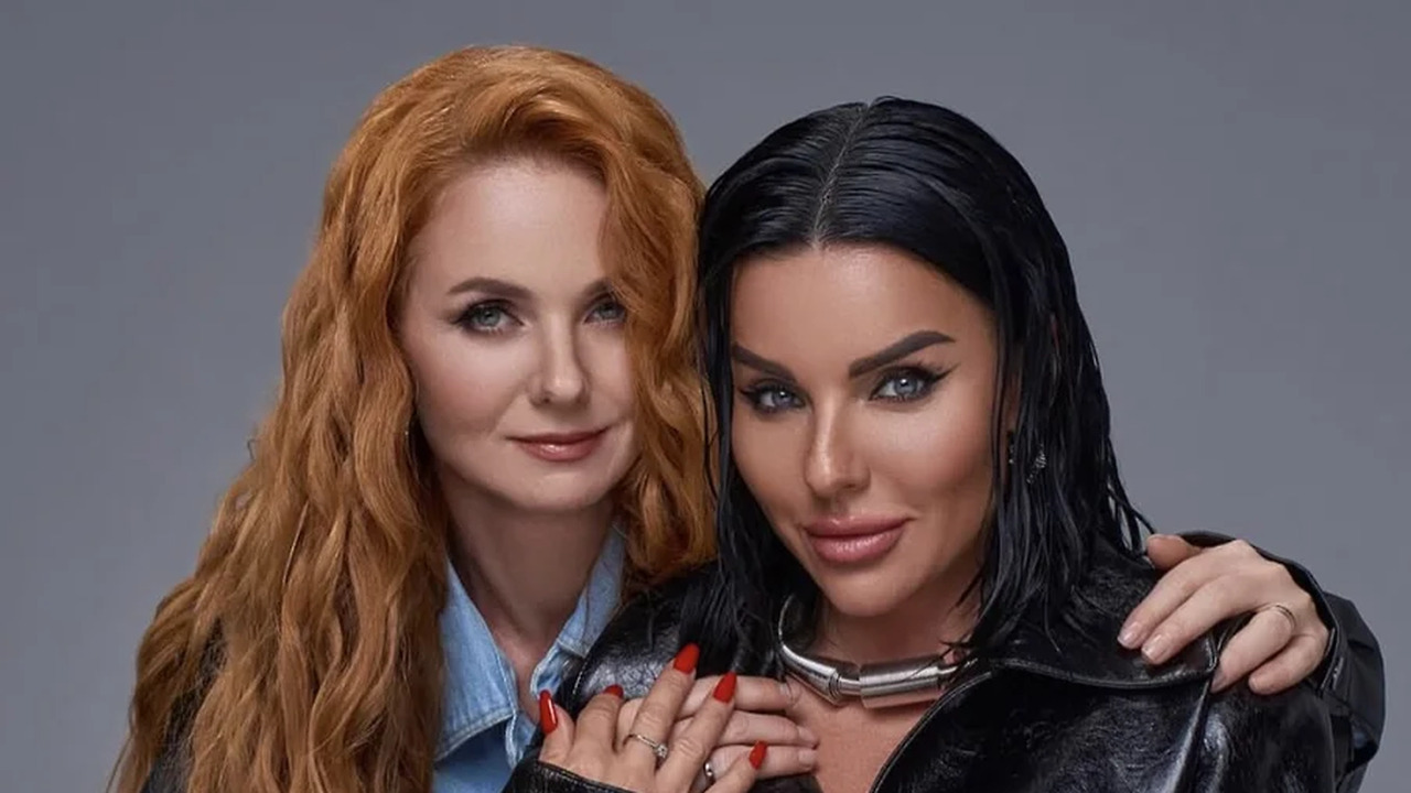 Спустя 14 лет группа t.A.T.u.возвращается с новым альбомом Спустя 14 лет дуэт t.A.T.u. объявил о воссоедин...