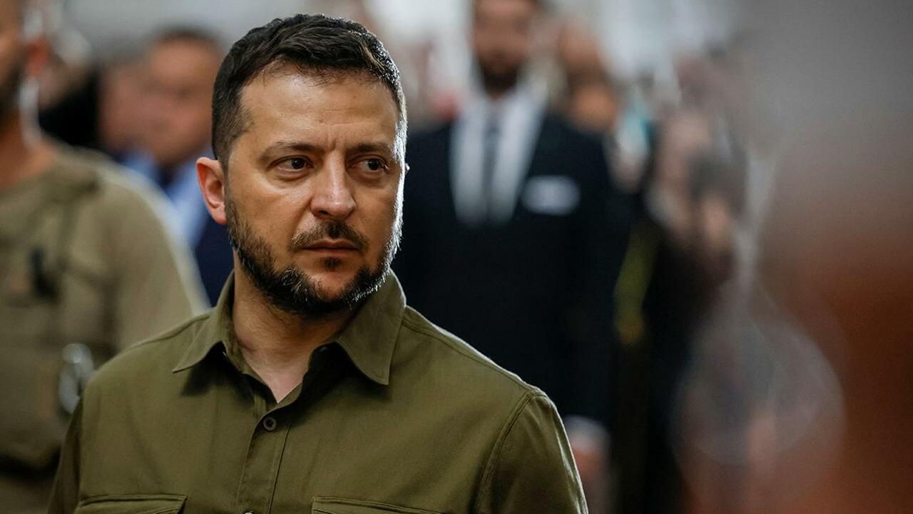 Владимир Зеленский обиделся на европейских политиков: упомянул Россию и Красную площадь Владимир Зеленский резко высказался о политиках...