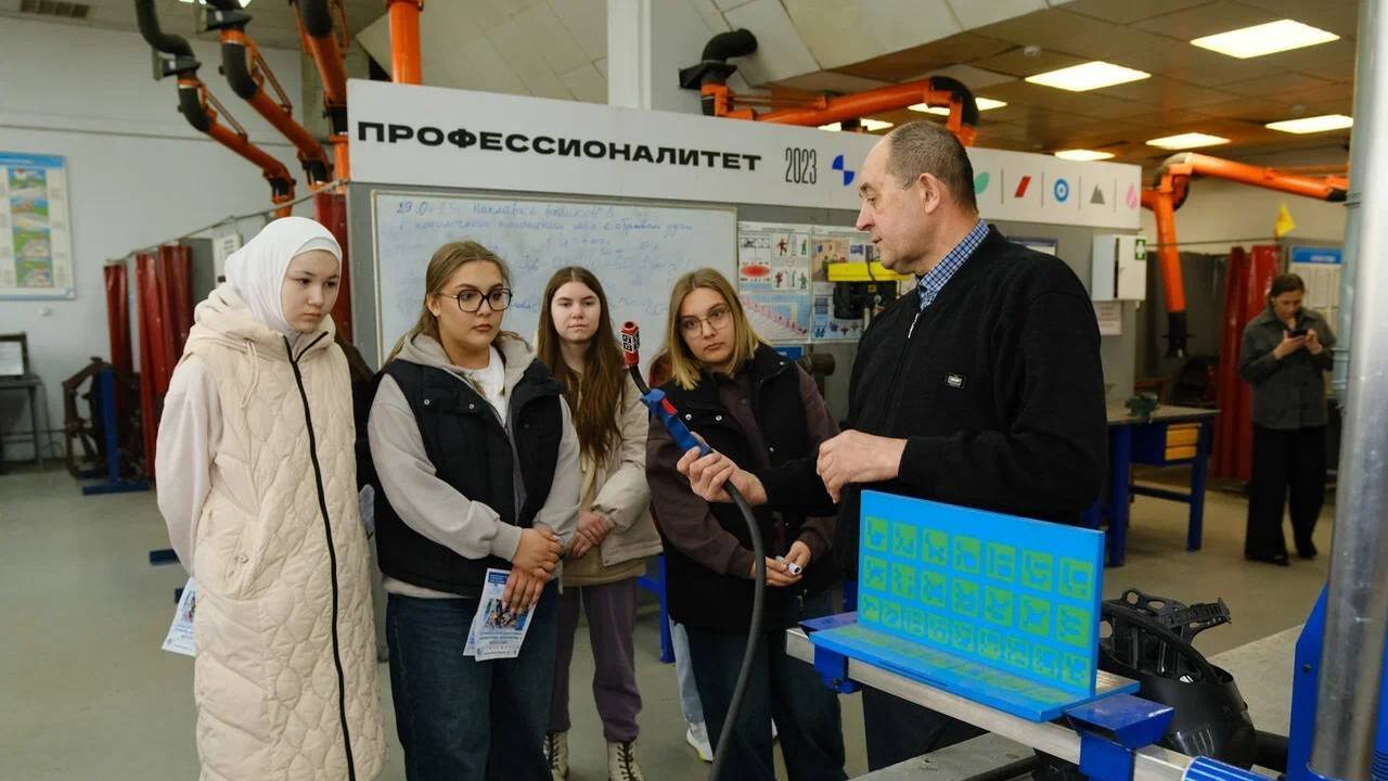 АО «Транснефть - Прикамье» организовало профориентационные мероприятия для казанских школьников АО «Транснефть – Прикамье» провело для старшекл...