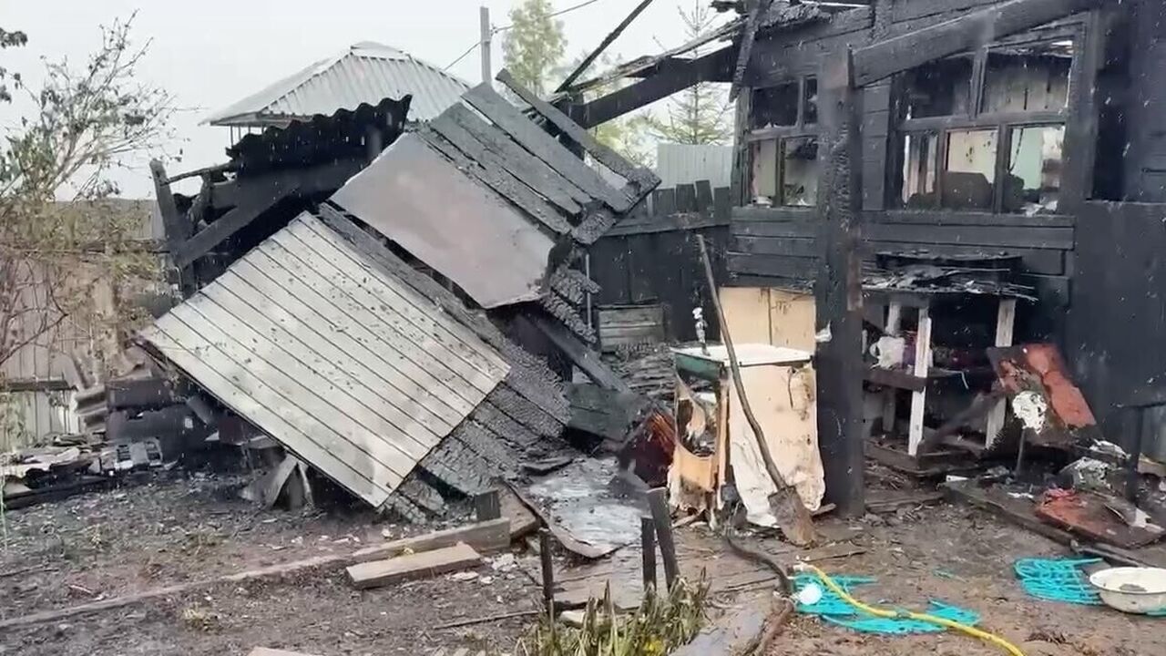 «Куча детей отмечала день рождения». Массовое убийство подростков в Иркутской области: хроника событий В Байкальске подросток напал с ножом на сверстн...