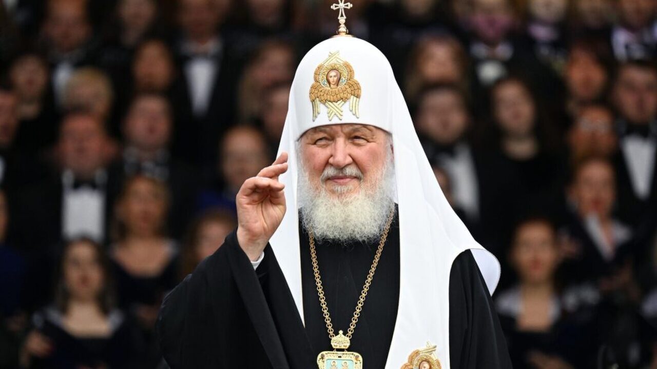 Патриарх Кирилл подчеркивает важность молитвы для защиты страны Патриарх Кирилл: Святые с теми, кто защищает Ро...