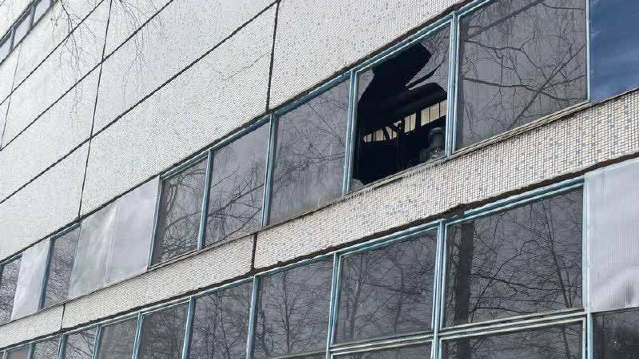 По факту гибели рабочего в Челнах возбуждено дело Трагедия произошла во время демонтажа труб на о...