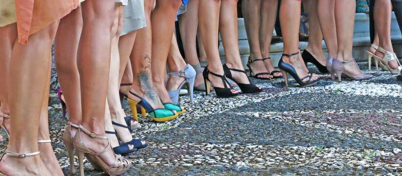 “Лето на носу, а у нас каждый третий стесняется носить открытую обувь”: выяснили, куда обращаться с проблемными стопами в Казани