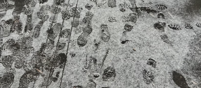 Казань потратит более 240 млн рублей на борьбу с гололедом Власти Казани выделят 242,5 миллиона рублей на ...