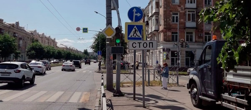 Поворот налево запрещен: в Казани изменили правила движения на одном из перекрестков