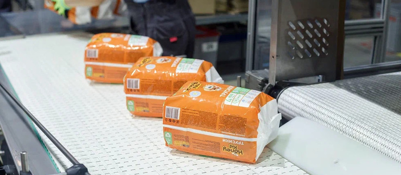 Покупатели крупных гипермаркетов Казани не раз замечали на прилавках яркие оранжевые пачки подгузников, представленные “Honey Kid”. Именно эту продукцию изготавливает ведущий производитель гигиенической продукции "Drylock Technologies".