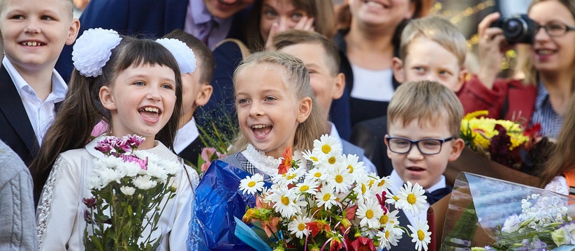 Недавно в социальных сетях и через мессенджеры ...