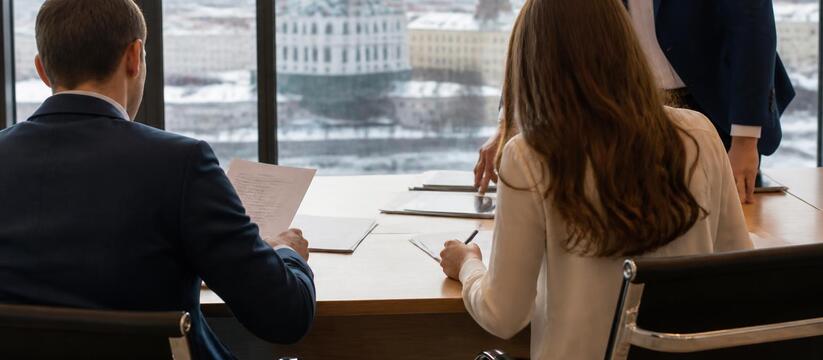 Каждый десятый работодатель Казани сразу выполн...